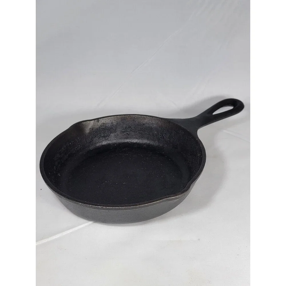 Lodge Statue of Liberty Cast Iron Frying Pan Skillet Rare 6
